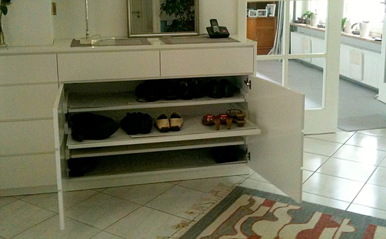 Schuhschrank